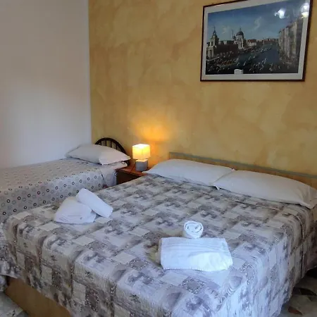 Appartement With Large Terrace Nearby Station,