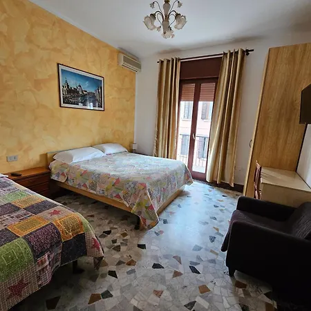 With Large Terrace Nearby Station, * Mestre